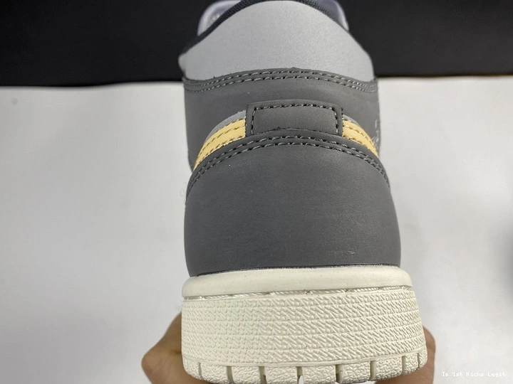 Jordan (W) BQ6472-020 Onyx Grey 1 - Mid 0906